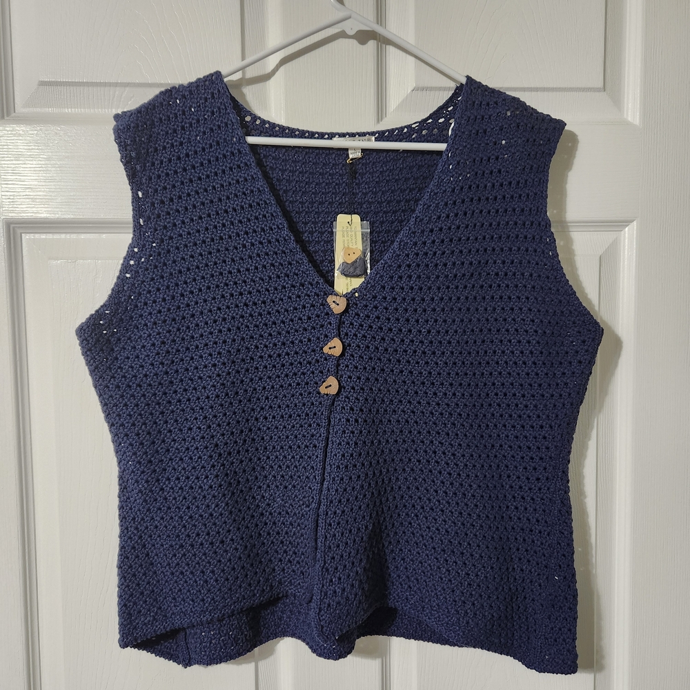 Avalin Chic Navy Crochet Women's Vest With 3 Wooden Buttons, L